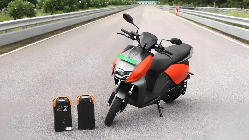 OLA को याद आयी नानी, कौड़ियों के भाव में लॉन्च हुआ Hero Vida V1 Pro… 100% टैक्स फ्री के साथ ₹18,000 का डिस्काउंट 208km रेंज के साथ